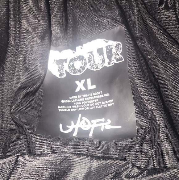 NEW TRAVIS SCOTT UTOPIA TOUR XL EXCLUSIVE SHORTS MESH FADED PRINT CIRCUS MAXIMUS - Picture 3 of 7